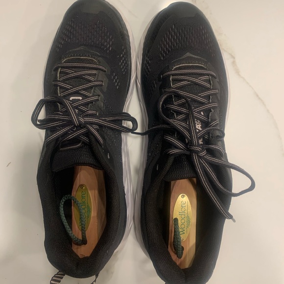 HOKA ONE ONE Women’s Clifton 6 GUC - Picture 2 of 5